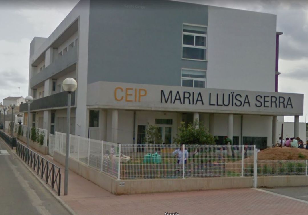 Maó reduce la factura eléctrica de sus colegios