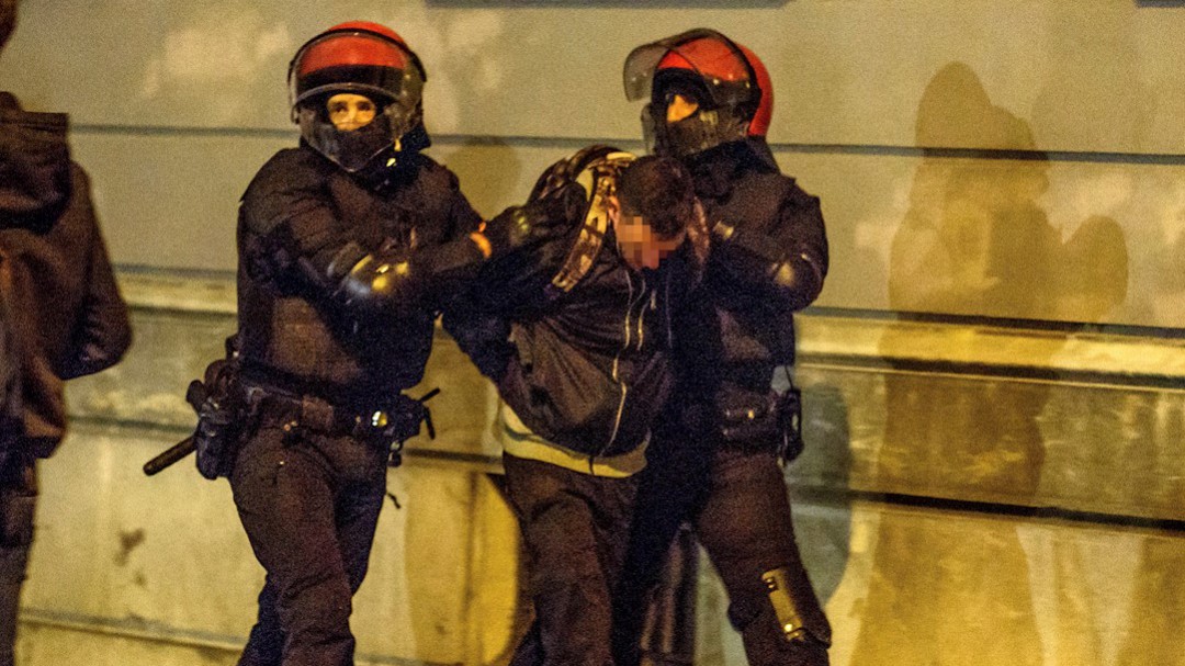 En libertad los 18 detenidos en las protestas contra VOX, con otros 12 imputados