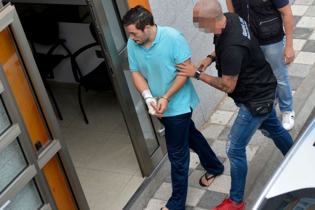 El presunto autor de los hechos a su entrada a los juzgados. El presunto autor de los hechos a su entrada a los juzgados.