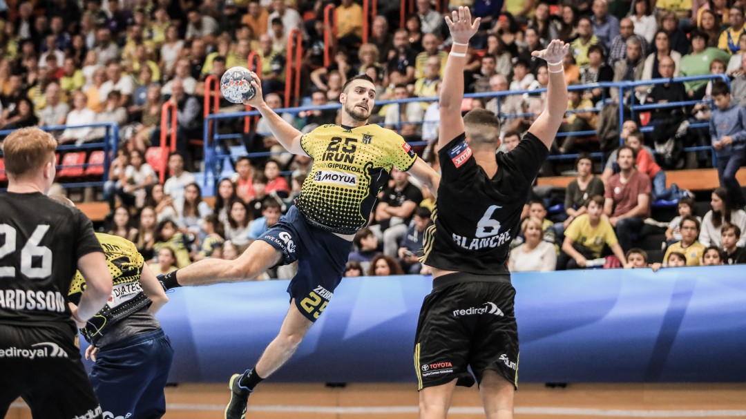 Victoria, récord y liderato... ¡en la Champions!