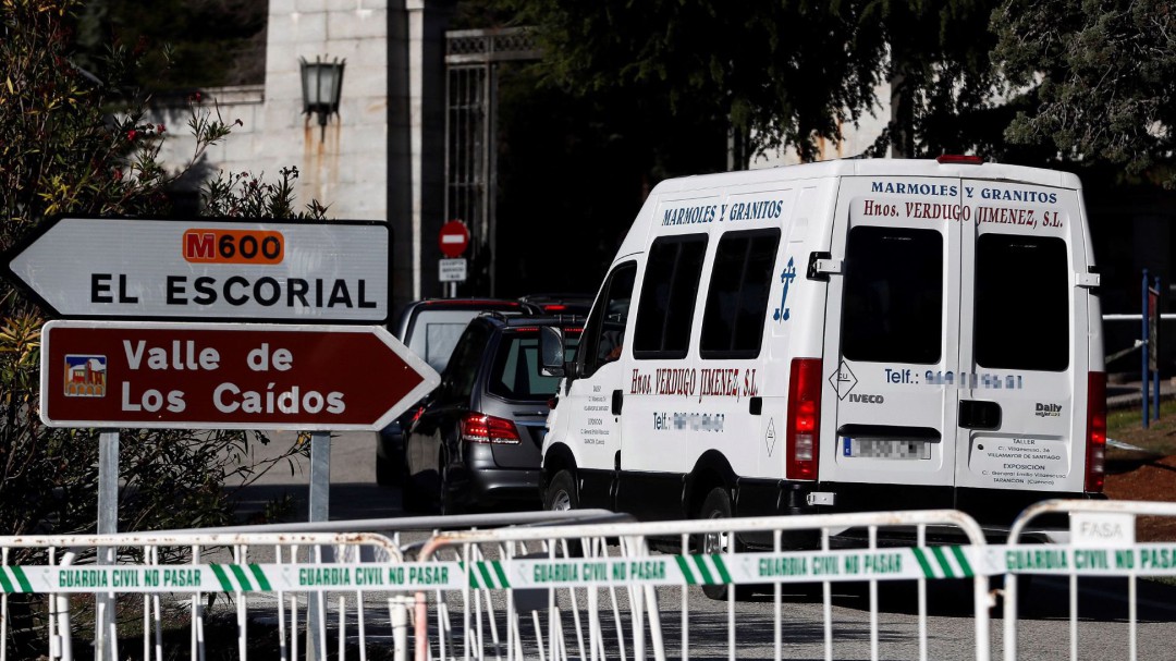 Un forense de la Audiencia Nacional supervisará la exhumación de Franco