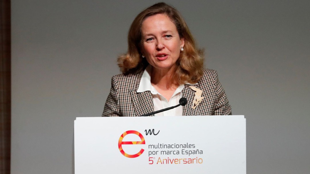 Bruselas advierte a España del "riesgo importante" de desviarse del déficit