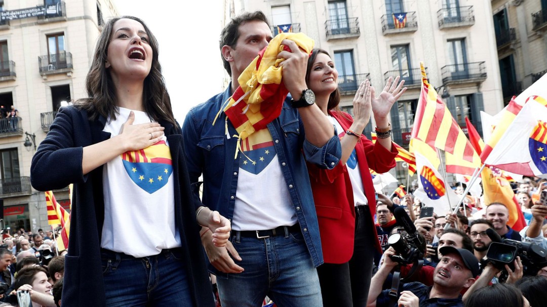 Ciudadanos busca voluntarios para que capten votantes desde un 'call center'