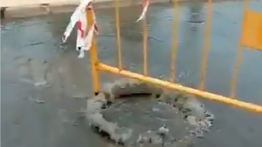 Varias alcantarillas se desbordan en Los Alcázares muy cerca del Mar Menor