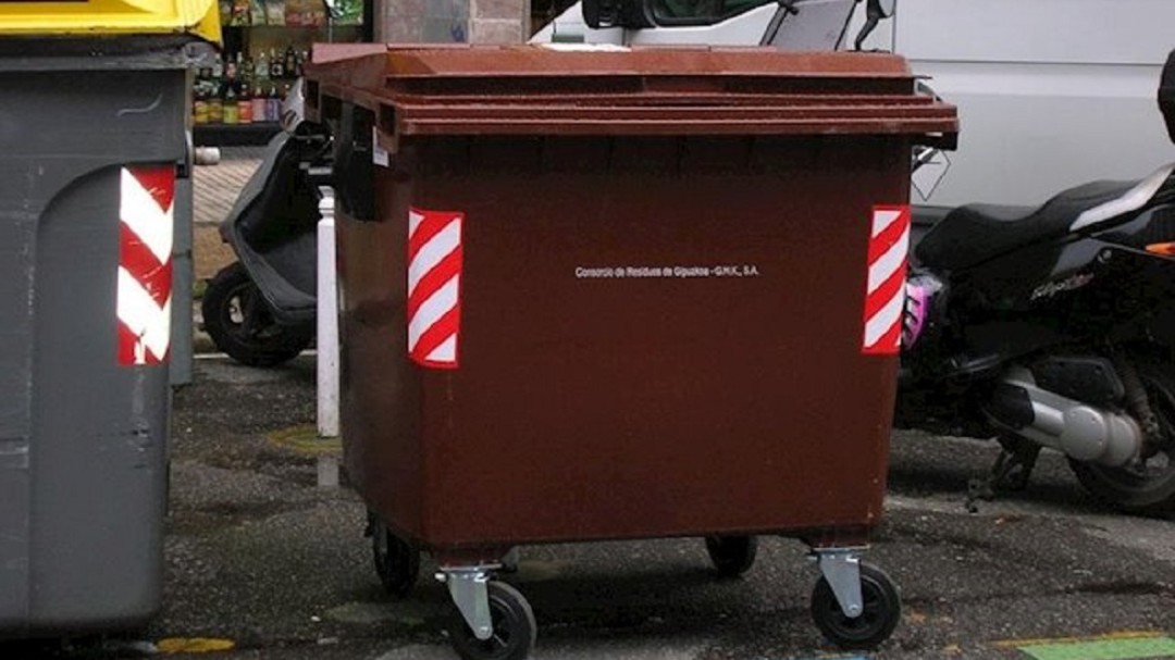 Los 'contenedores marrones' llegarán a Logroño en un año