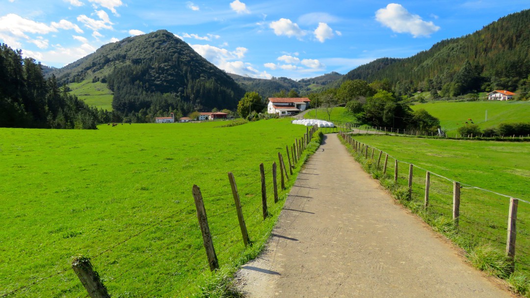 Escapadas con Miguel Loitxate al valle de Olatz y a algunos de los pueblos más bonitos de Teruel