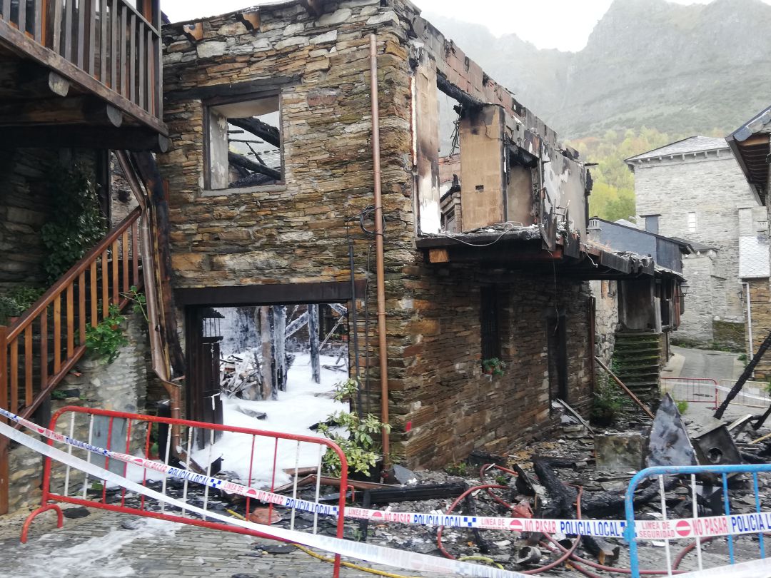 Incendio Peñalba: 'Pudo ser una tragedia si llegan a estar en casa' Incendio Peñalba: 'Pudo ser una tragedia si llegan a estar en casa'