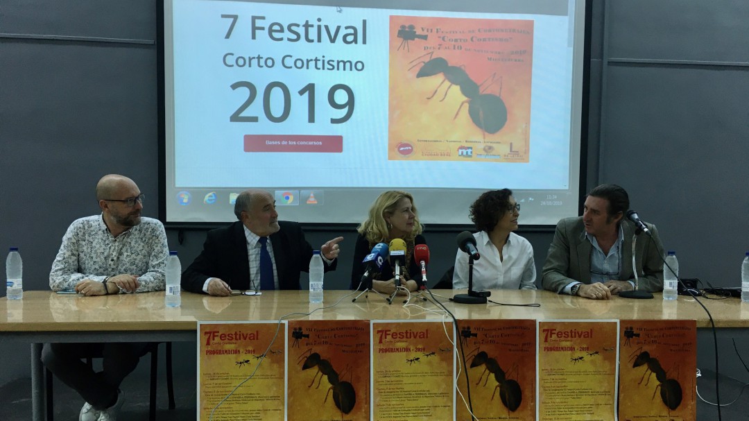 Amparo Climent destaca la "grandeza e importancia" de festivales como Corto Cortismo