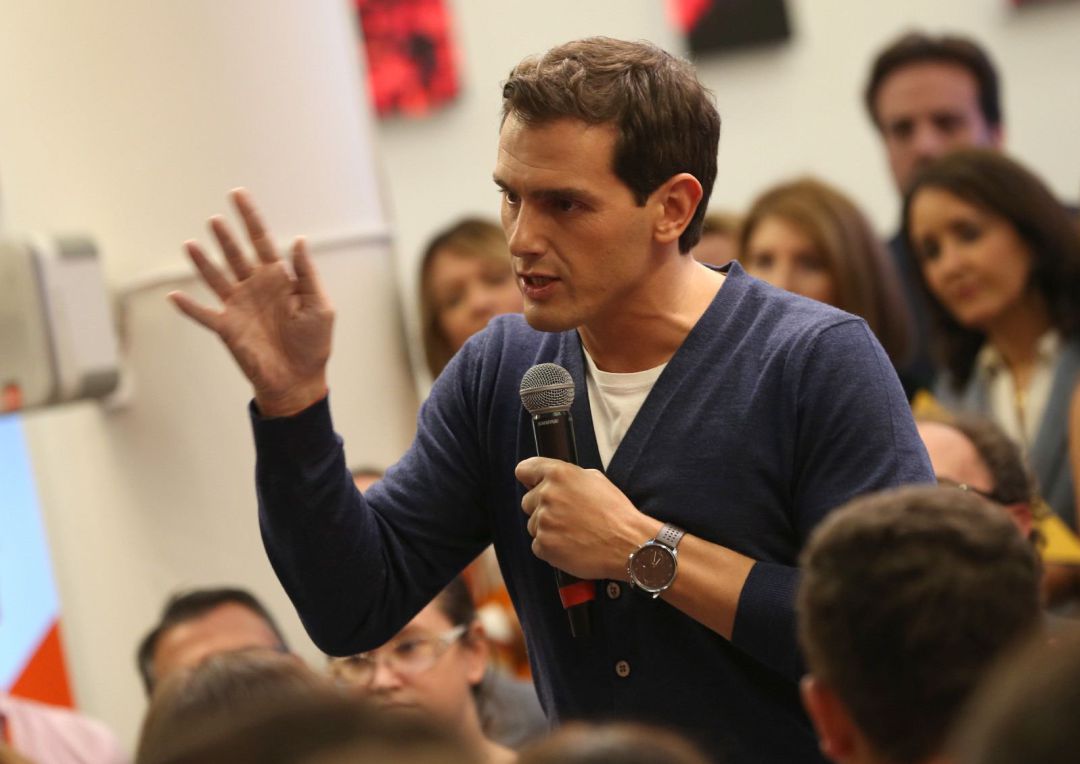 El presidente de Ciudadanos (Cs), Albert Rivera, participa en el acto 'España en marcha' de la formación naranja El presidente de Ciudadanos (Cs), Albert Rivera, participa en el acto 'España en marcha' de la formación naranja