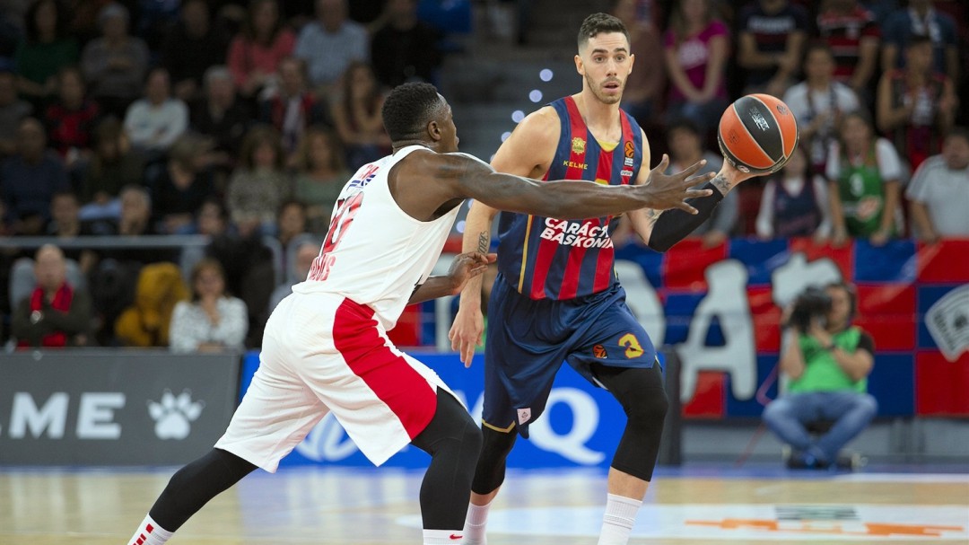 Baskonia vence y convence ante el Olympiacos en el Buesa Arena (82-66)