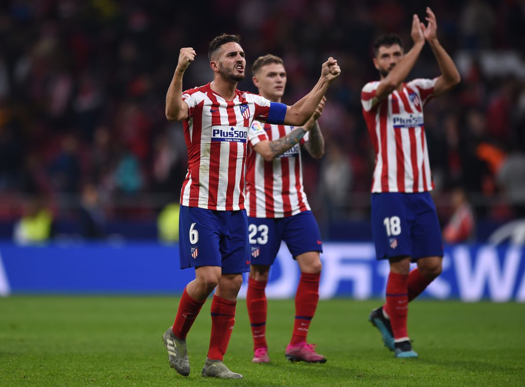 Koke celebra la victoria con la grada del Wanda Metropolitano Koke celebra la victoria con la grada del Wanda Metropolitano