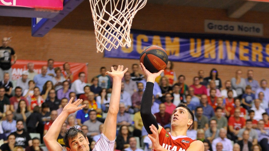 El UCAM Murcia pierde un partido soporífero en la prórroga