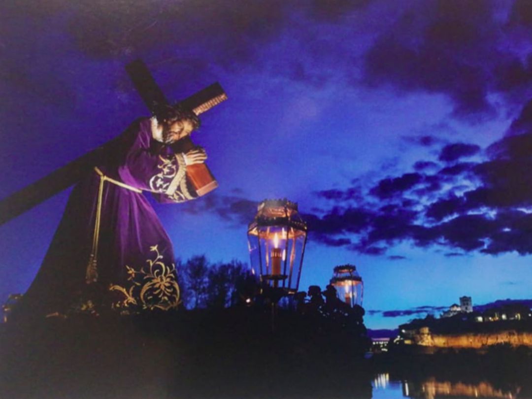 Fotografía de Pablo Alonso ganadora del XXXV Concurso Nacional de Fotografía "Semana Santa en Zamora" Fotografía de Pablo Alonso ganadora del XXXV Concurso Nacional de Fotografía "Semana Santa en Zamora"