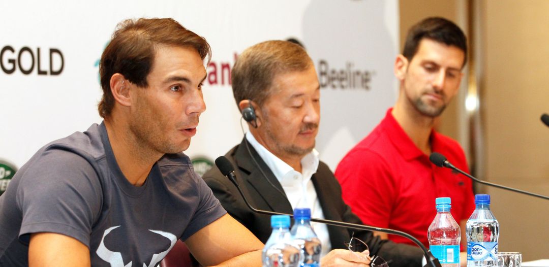 Nadal y Djokovic durante una rueda de prensa en China Nadal y Djokovic durante una rueda de prensa en China