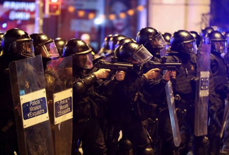 Agentes policiales en las protestas del sábado Agentes policiales en las protestas del sábado