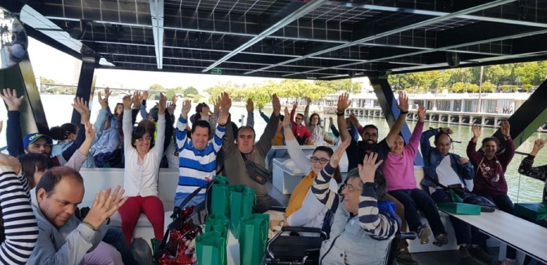Comienza "Embárcate" en el Guadalquivir Comienza "Embárcate" en el Guadalquivir