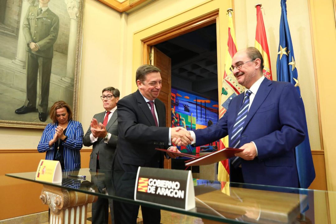 Firma del protocolo de intenciones del próximo Fondo de Inversiones de Teruel Firma del protocolo de intenciones del próximo Fondo de Inversiones de Teruel
