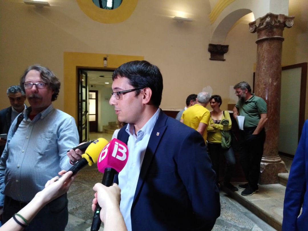 El conseller de Modelo Económico Turismo y Empleo, Iago Negueruela.
El conseller de Modelo Económico Turismo y Empleo, Iago Negueruela.