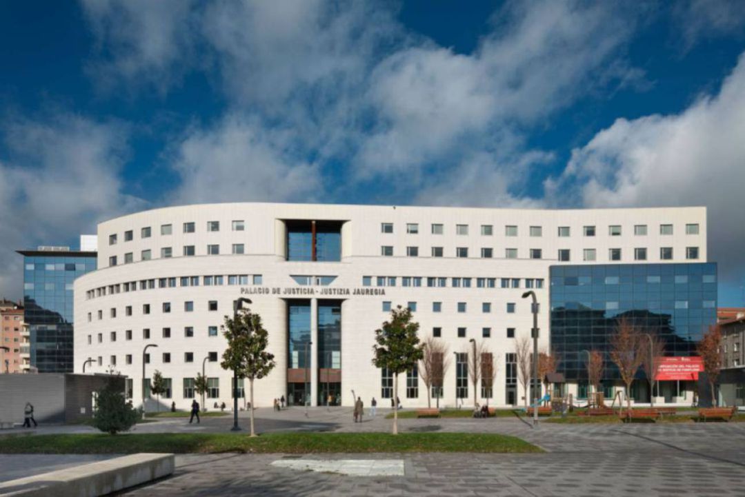 La Audiencia de Navarra delibera sobre las grabaciones realizadas por La Manada La Audiencia de Navarra delibera sobre las grabaciones realizadas por La Manada