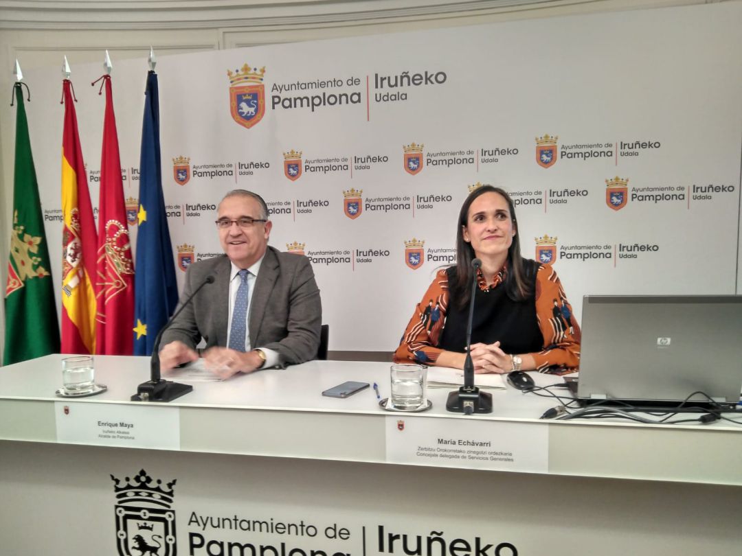 Enrique Maya y María Echávarri Enrique Maya y María Echávarri