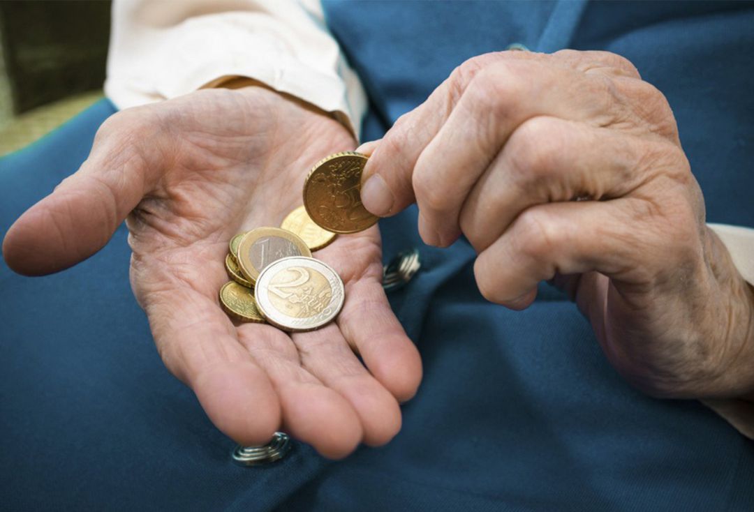 Las pensiones de los gallegos son las segundas más bajas del Estado Las pensiones de los gallegos son las segundas más bajas del Estado