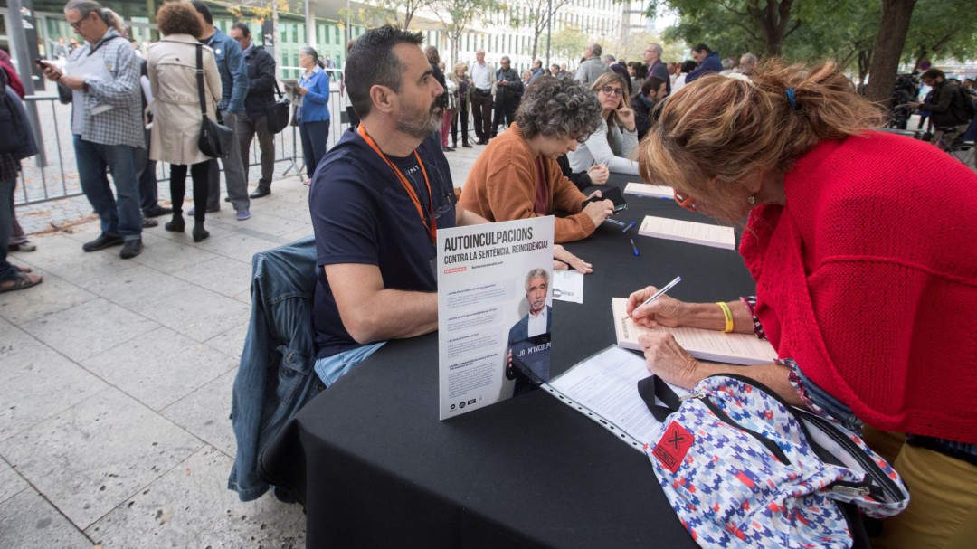 Los juzgados de Barcelona reciben 188 autoinculpaciones de la campaña de Òmnium