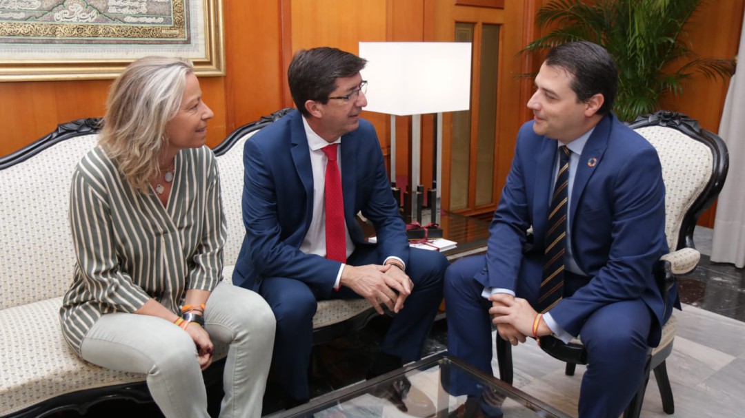 El vicepresidente Juan Marín propone una cátedra de turismo patrimonial en Córdoba