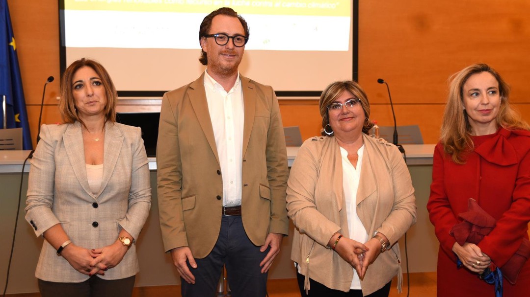 Renovables en Granada contra el cambio climático y para abaratar la factura de la luz