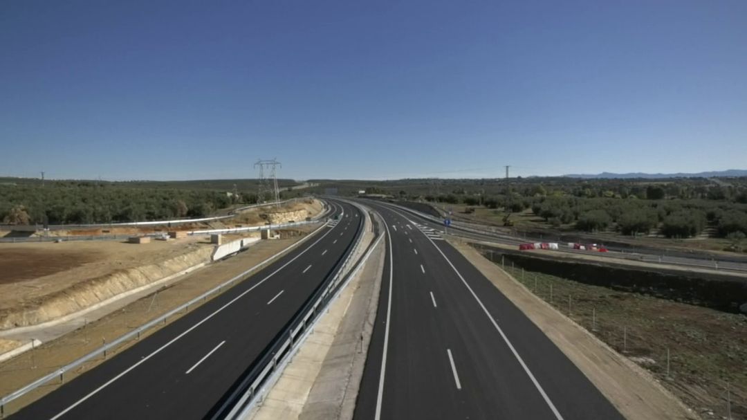 Tramo de la autovía A-32 entre Torreperogil y Úbeda Tramo de la autovía A-32 entre Torreperogil y Úbeda