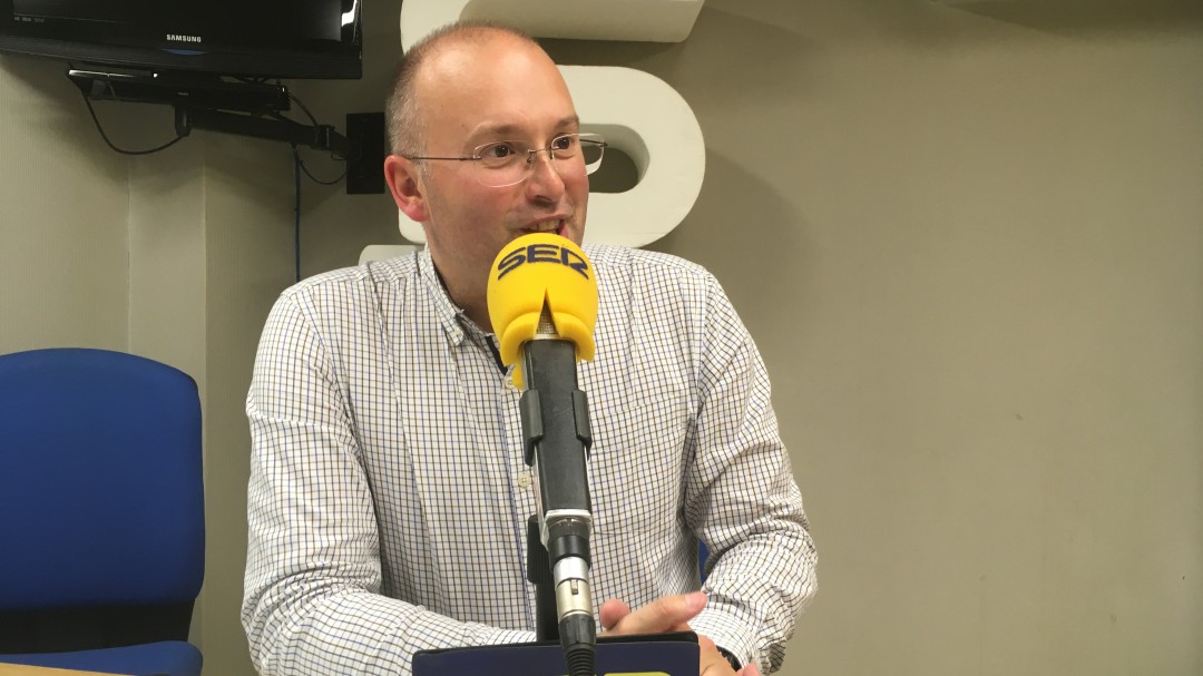 "Aspiramos a representar todo lo que está a la derecha del PSOE"