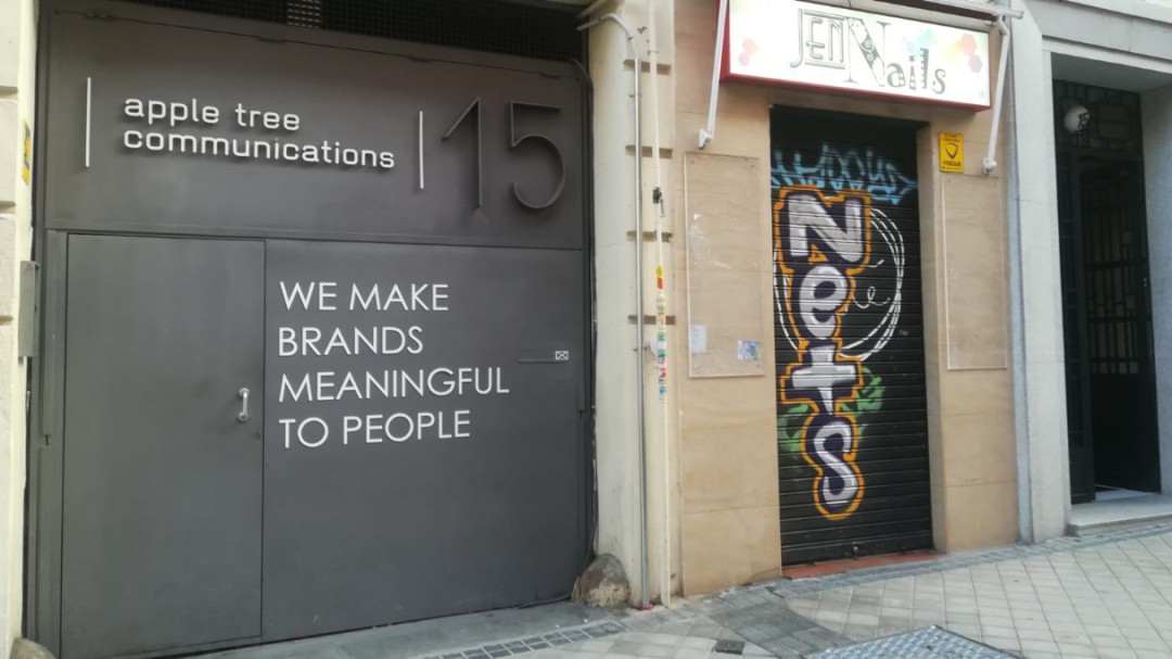 La líder de Vox en Madrid también alquiló su propio loft como oficina sin licencia