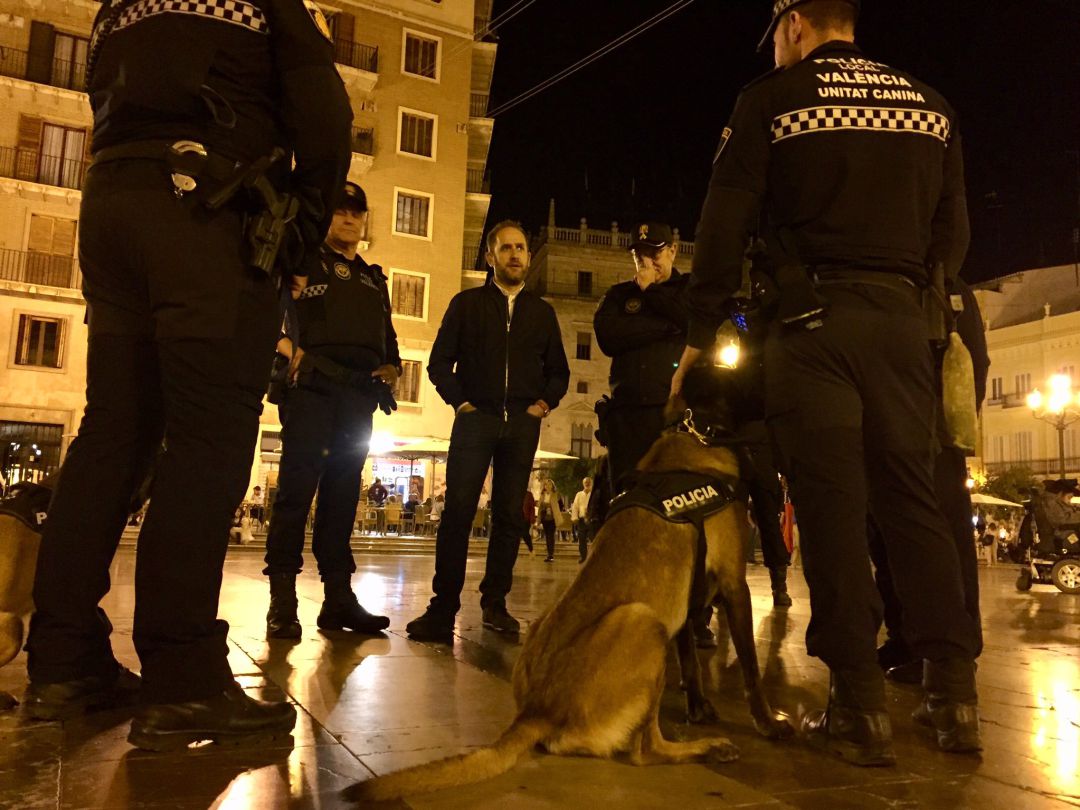 El concejal de Protección Ciudadana, Aarón Cano, supervisó el dispositivo especial preparado para la noche de Halloween El concejal de Protección Ciudadana, Aarón Cano, supervisó el dispositivo especial preparado para la noche de Halloween