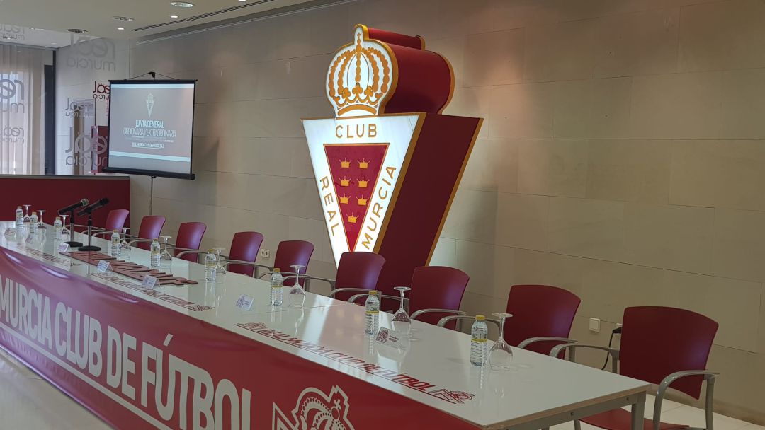 Sala de la Junta General de Accionistas del Real Murcia Sala de la Junta General de Accionistas del Real Murcia