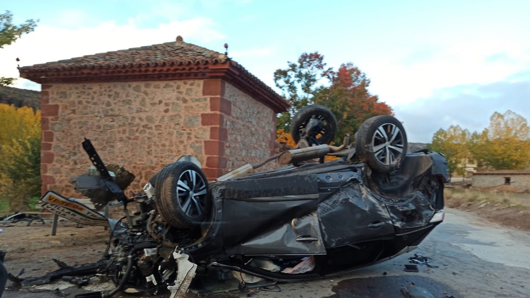 Un Guardia Civil ebrio fuera de servicio provoca un accidente de tráfico en Tramacastilla