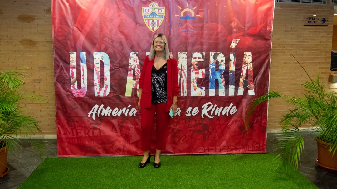 Lorena García: "Me tratan como a una hermana, ya no soy la hija de..."