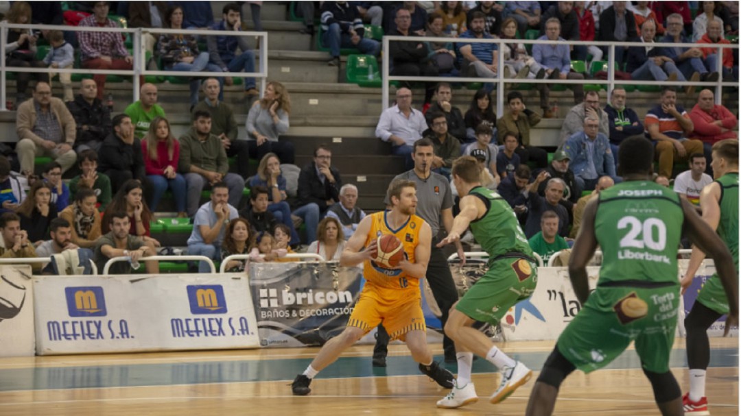 El COB gana en la cancha del Cáceres