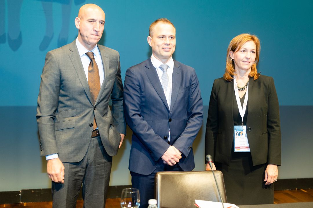 Apenas 3 de cada 10 profesionales de la ciberseguridad en España son mujeres Apenas 3 de cada 10 profesionales de la ciberseguridad en España son mujeres