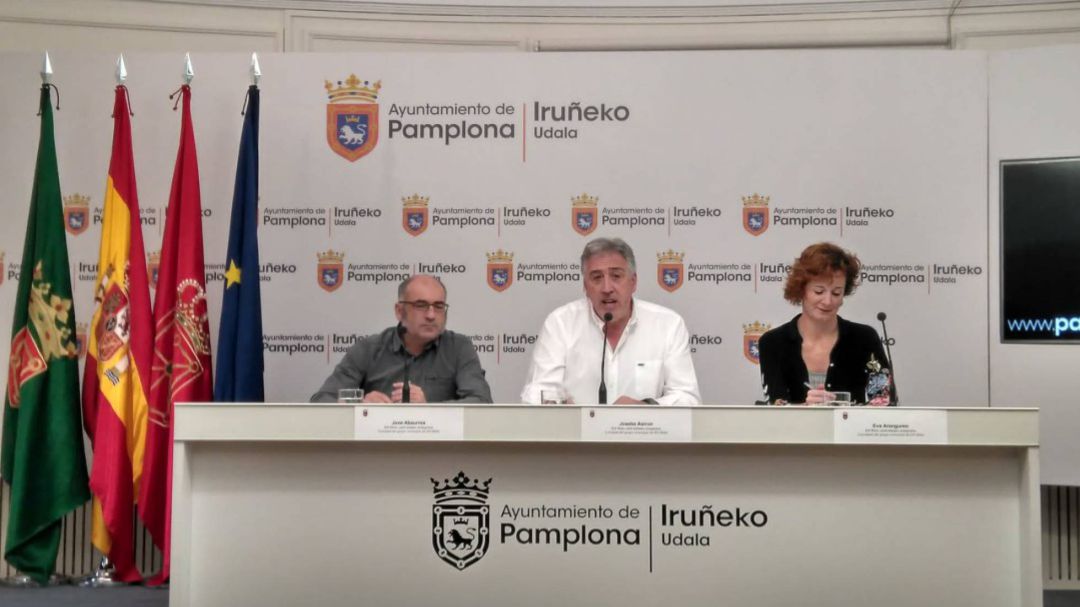 Pasarela Labrit: Joseba Asiron (EH Bildu): "Una prueba de carga con tres personas es reírse de la ciudadanía" Pasarela Labrit: Joseba Asiron (EH Bildu): "Una prueba de carga con tres personas es reírse de la ciudadanía"