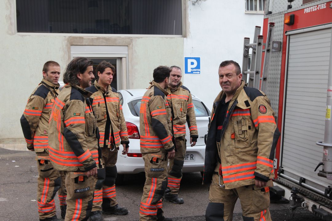 Bomberos. Imagen de archivo Bomberos. Imagen de archivo