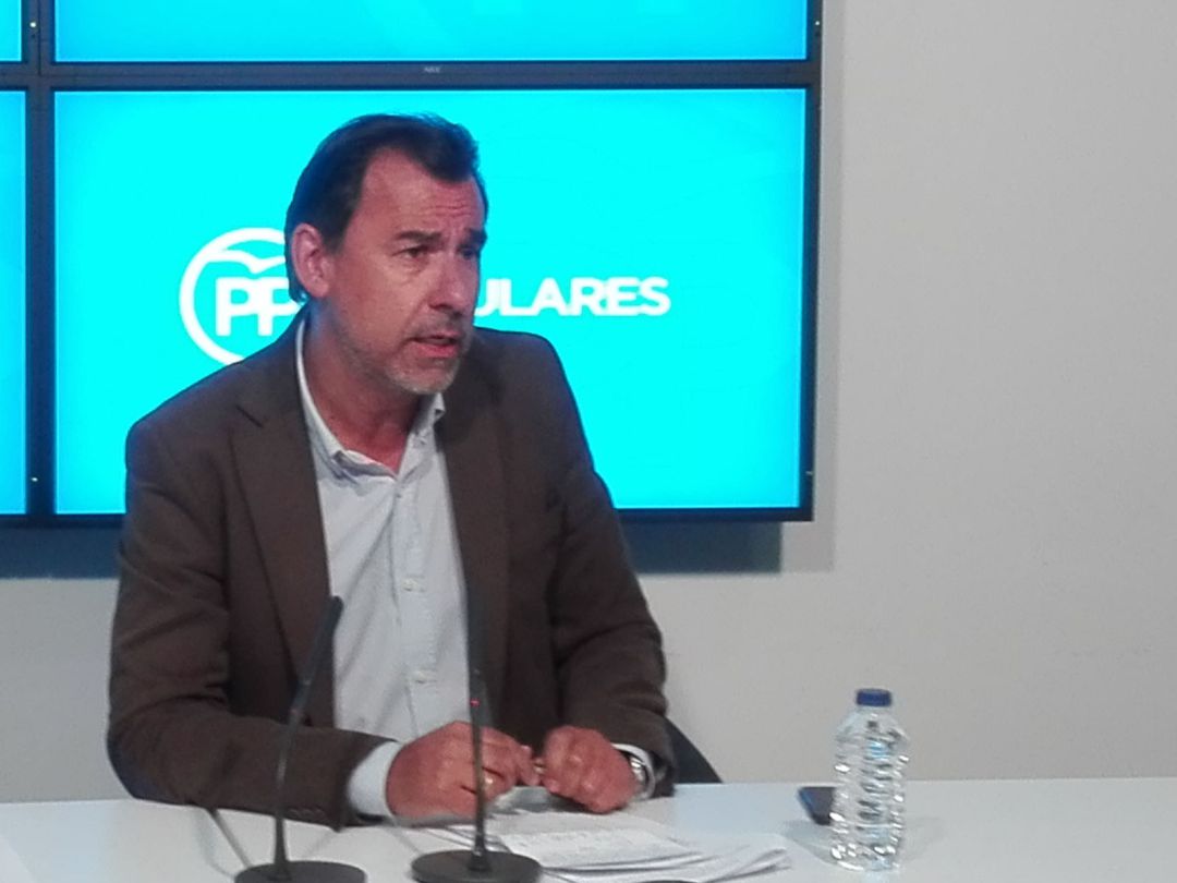 Fernando Martínez Maíllo durante una rueda de prensa Fernando Martínez Maíllo durante una rueda de prensa