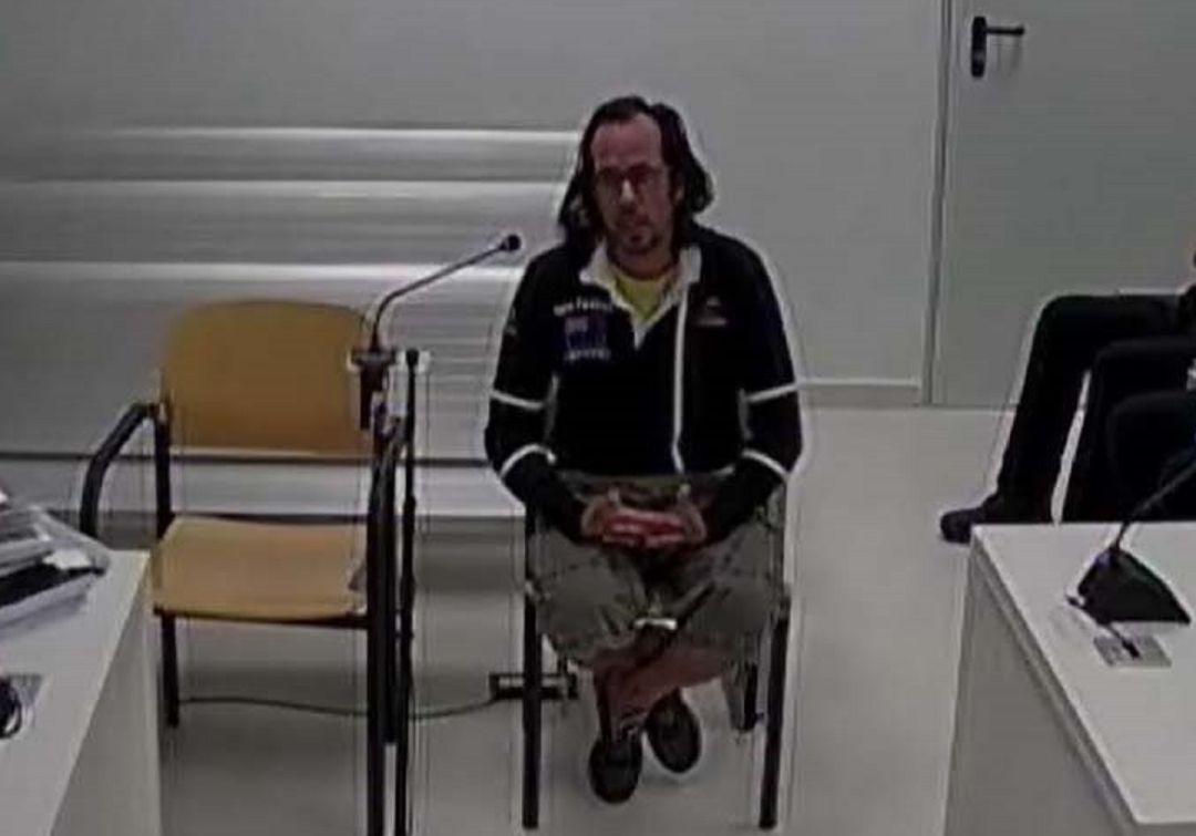 Jordi Ros confirmó al juez su papel en los CDR y agradeció el trato policial. Jordi Ros confirmó al juez su papel en los CDR y agradeció el trato policial.