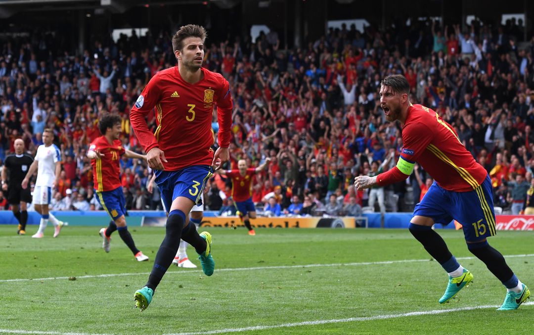 Piqué y Ramos, en la Eurocopa 2016. Piqué y Ramos, en la Eurocopa 2016.