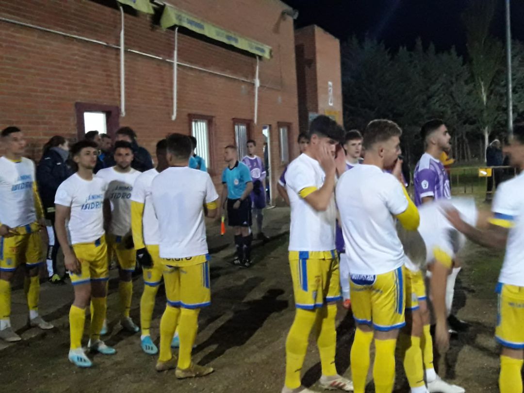 Los ribereños pudieron dedicarle el triunfo a su utillero, Isidro, recientemente intervenido quirurgicamente. Los ribereños pudieron dedicarle el triunfo a su utillero, Isidro, recientemente intervenido quirurgicamente.