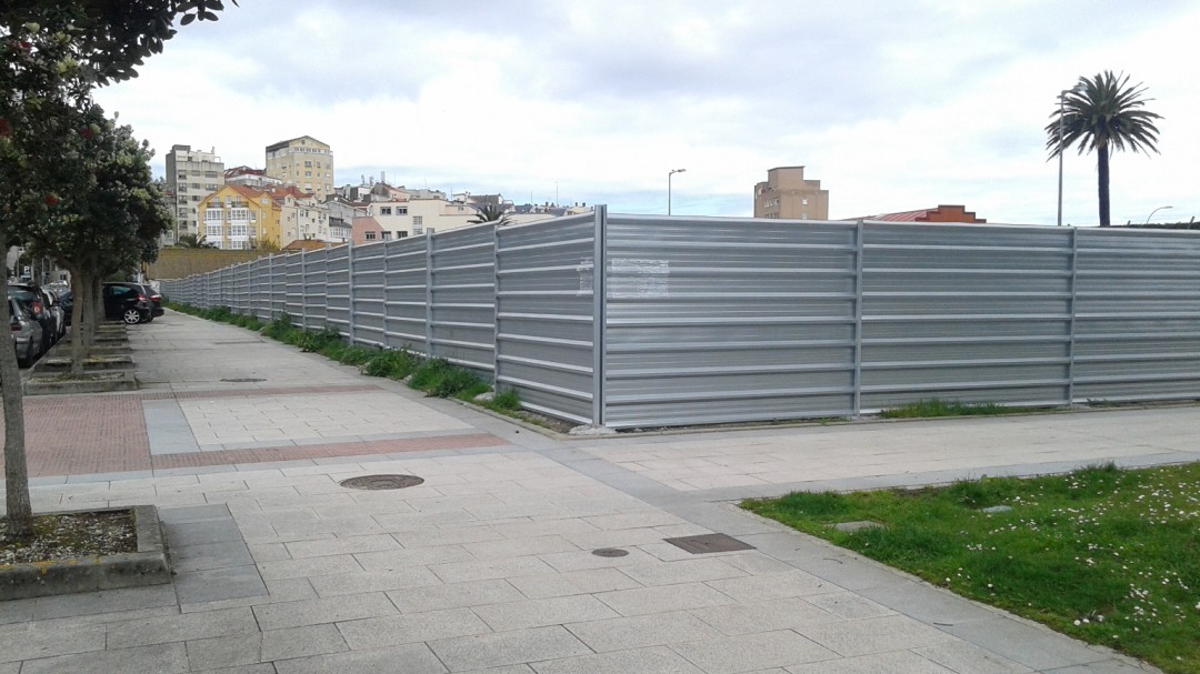 El pleno de A Coruña reclama por cuarta vez los terrenos de A Maestranza