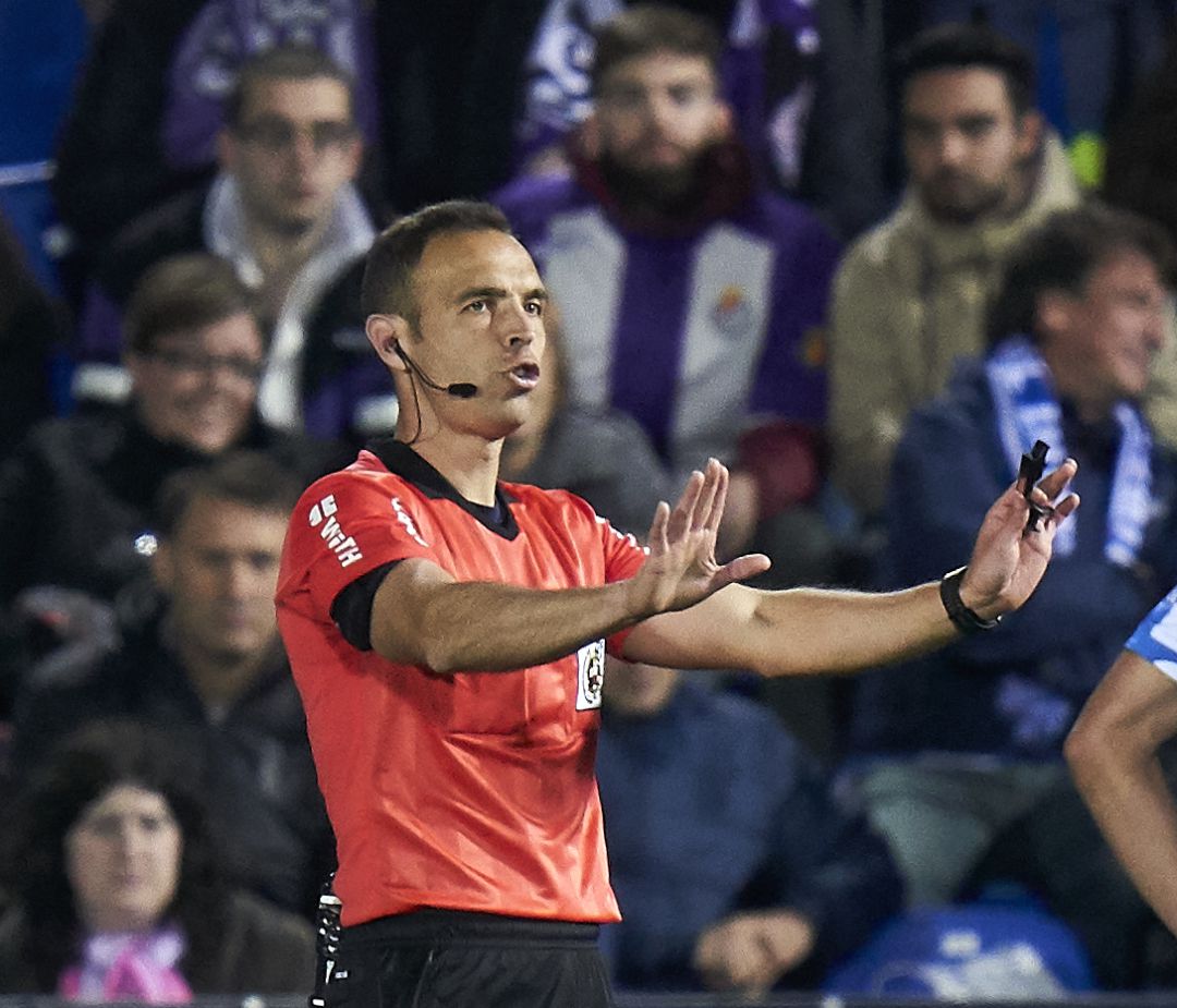Guillermo Cuadra durante un partido de LaLiga Guillermo Cuadra durante un partido de LaLiga