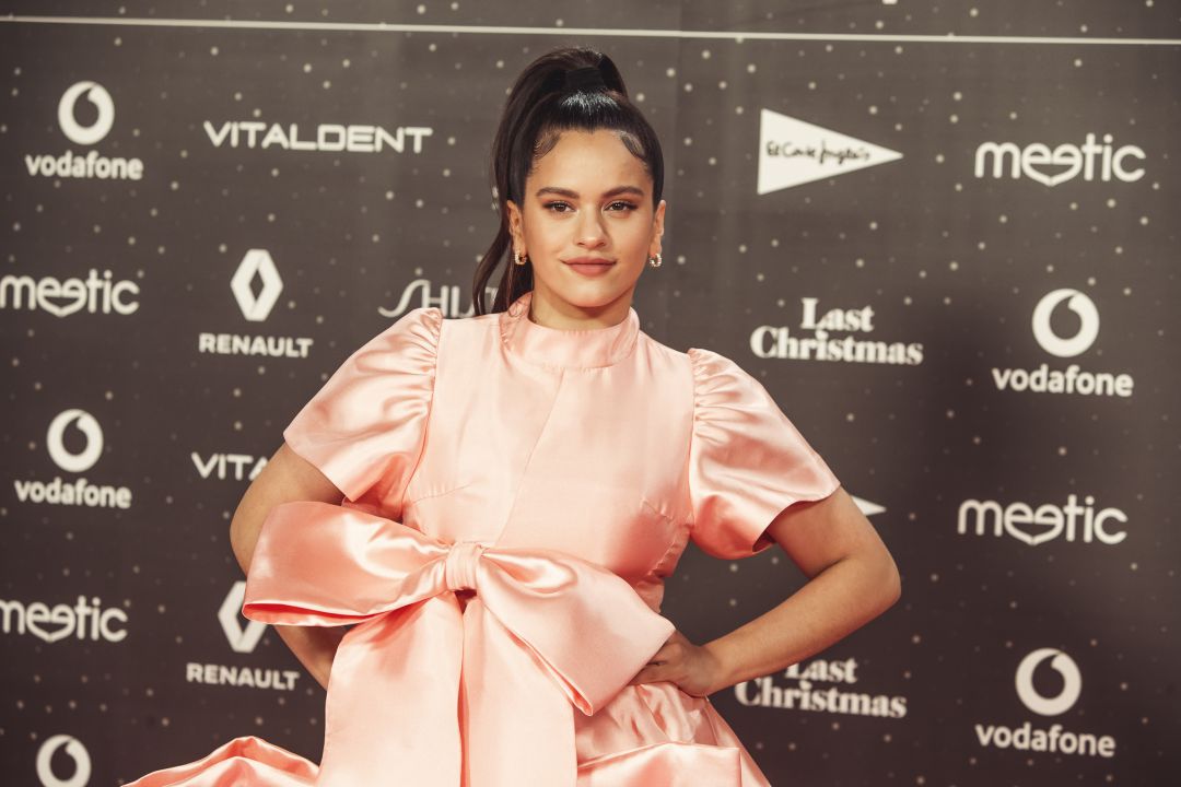 Rosalía en la alfombra roja de la gala de Los 40 Music Awards Rosalía en la alfombra roja de la gala de Los 40 Music Awards