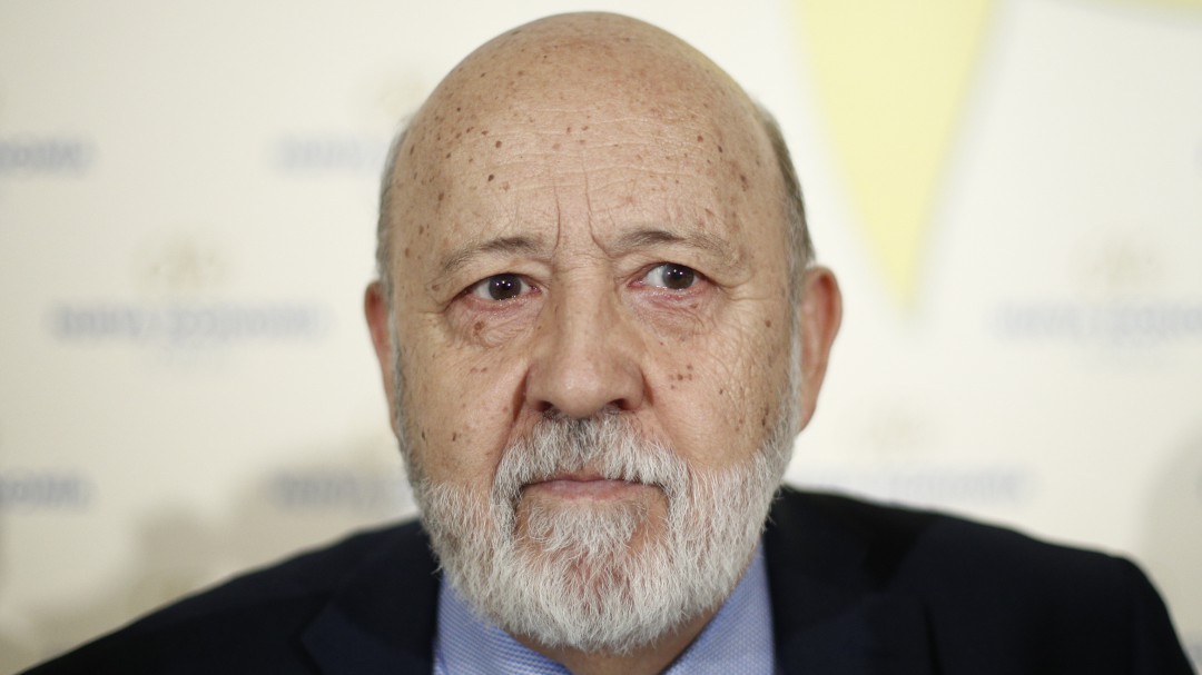 El patinazo de Tezanos: el barómetro preelectoral del CIS se equivoca