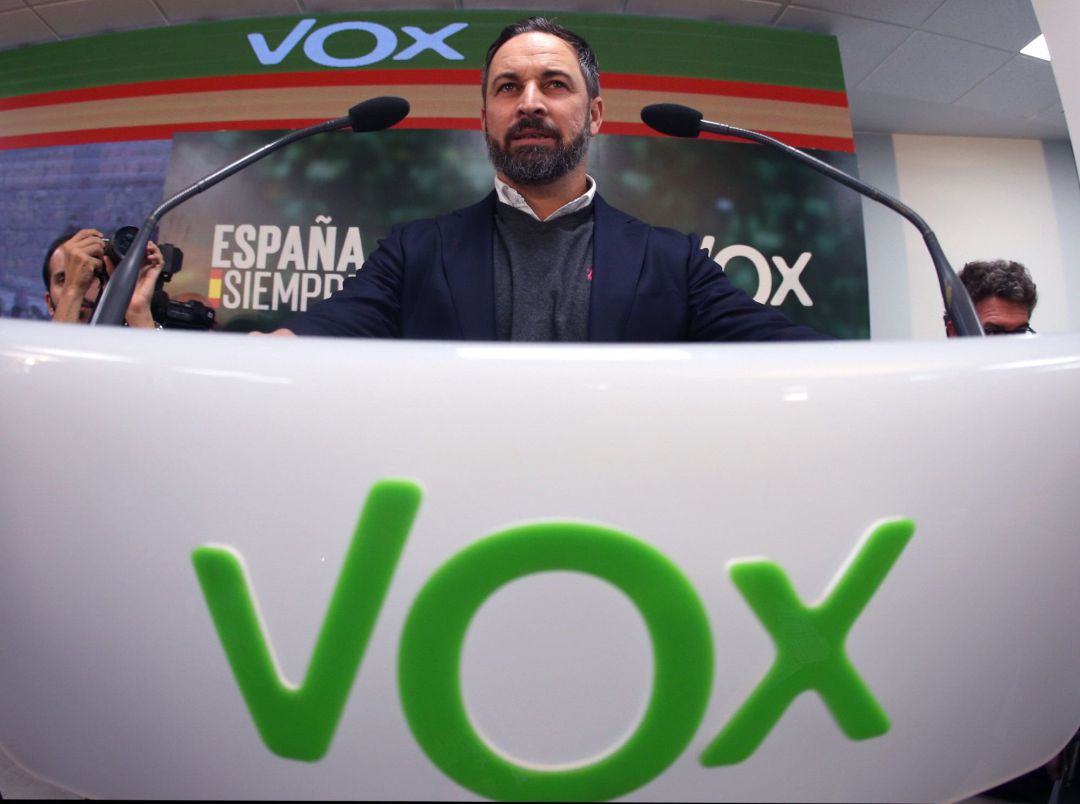 El presidente de Vox, Santiago Abascal, durante la rueda de prensa que ha ofrecido esta tarde en la sede nacional de VOX en Madrid. El presidente de Vox, Santiago Abascal, durante la rueda de prensa que ha ofrecido esta tarde en la sede nacional de VOX en Madrid.