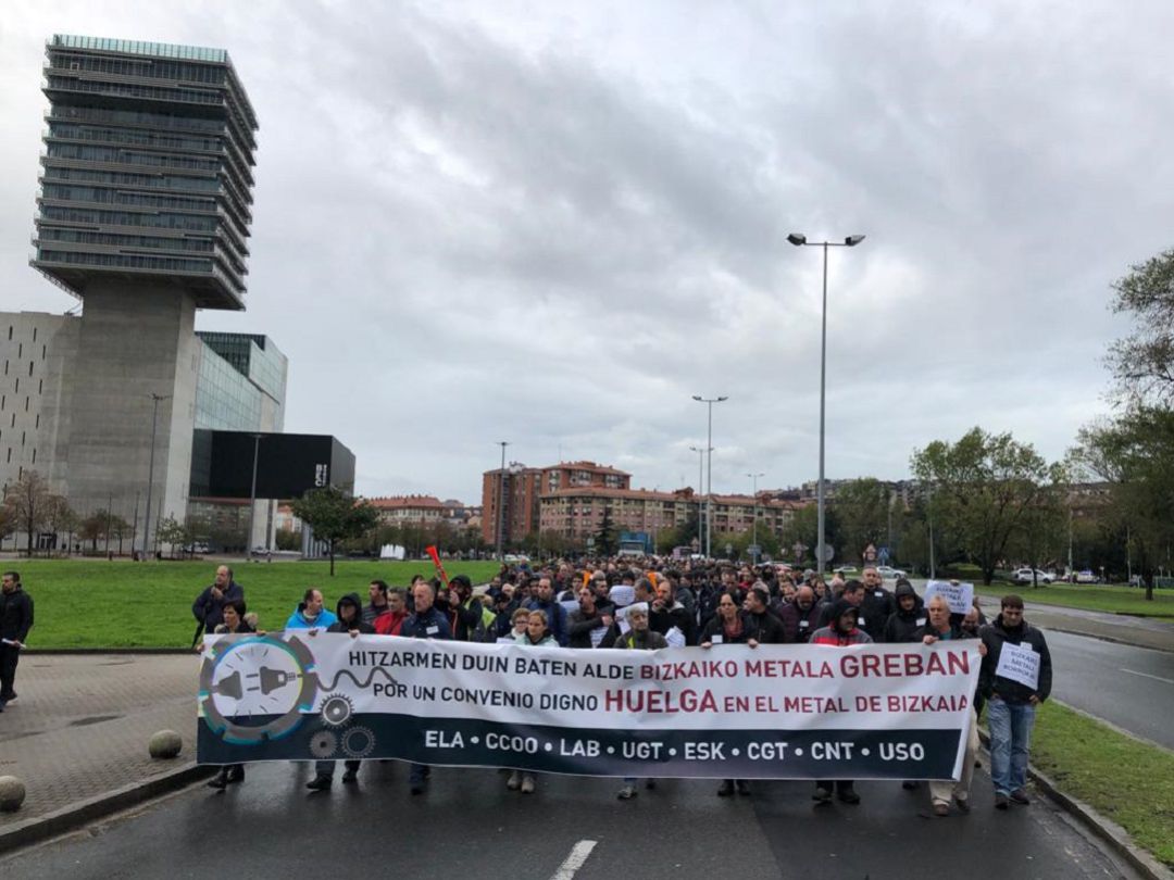 Sindicatos del Metal exigen a la patronal movimientos en salarios y subrogación Sindicatos del Metal exigen a la patronal movimientos en salarios y subrogación