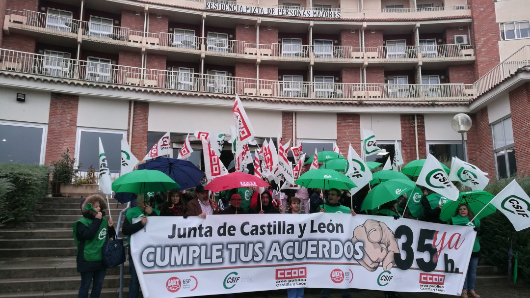 Los funcionarios de la Junta estudian nuevas movilizaciones